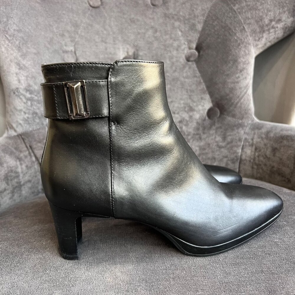 Aquatalia Daniella Black leather Ankle Boots – Size 9 - Picture 3 of 9